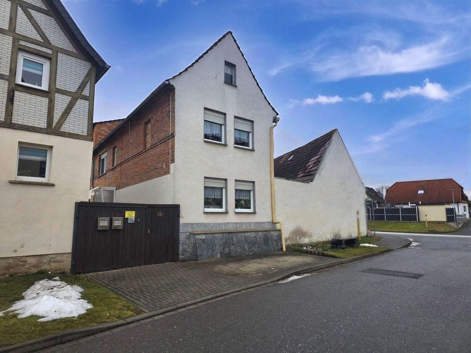 Thumbnail-Haus zum Kaufen in Sangerhausen 269.000,00 € 300 m²
