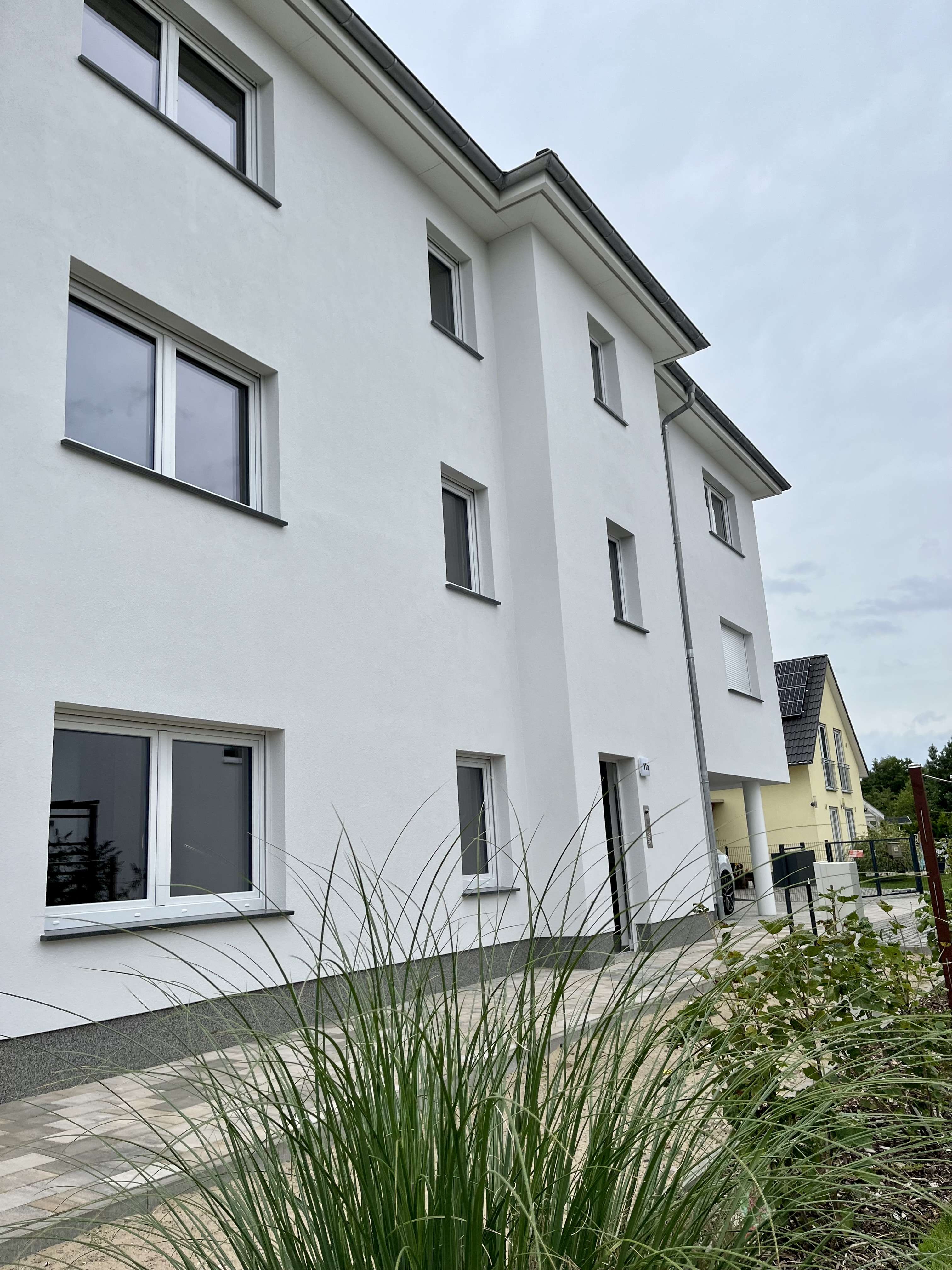 Thumbnail-Wohnung zum Mieten in Gosen-Neu Zittau 1.350,00 € 90 m²