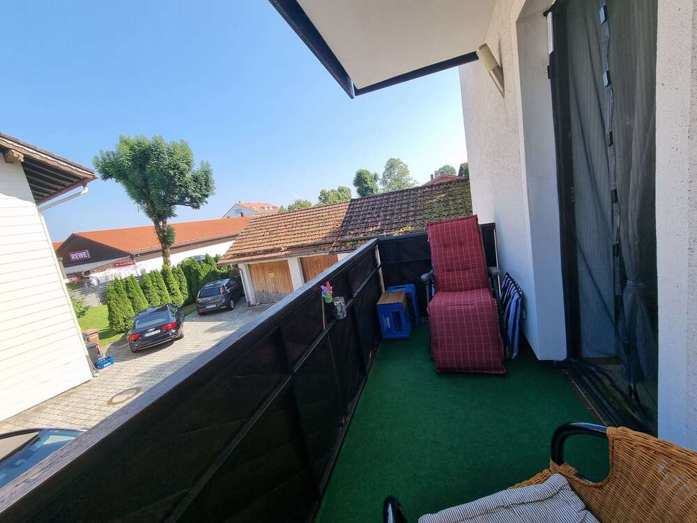 Thumbnail-Wohnung zum Kaufen in Holzkirchen 225.000,00 € 40 m²