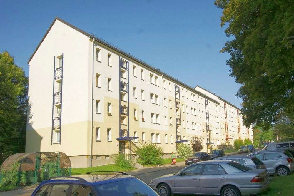 Thumbnail-Wohnung zum Mieten in Plauen 329,56 € 56.82 m²