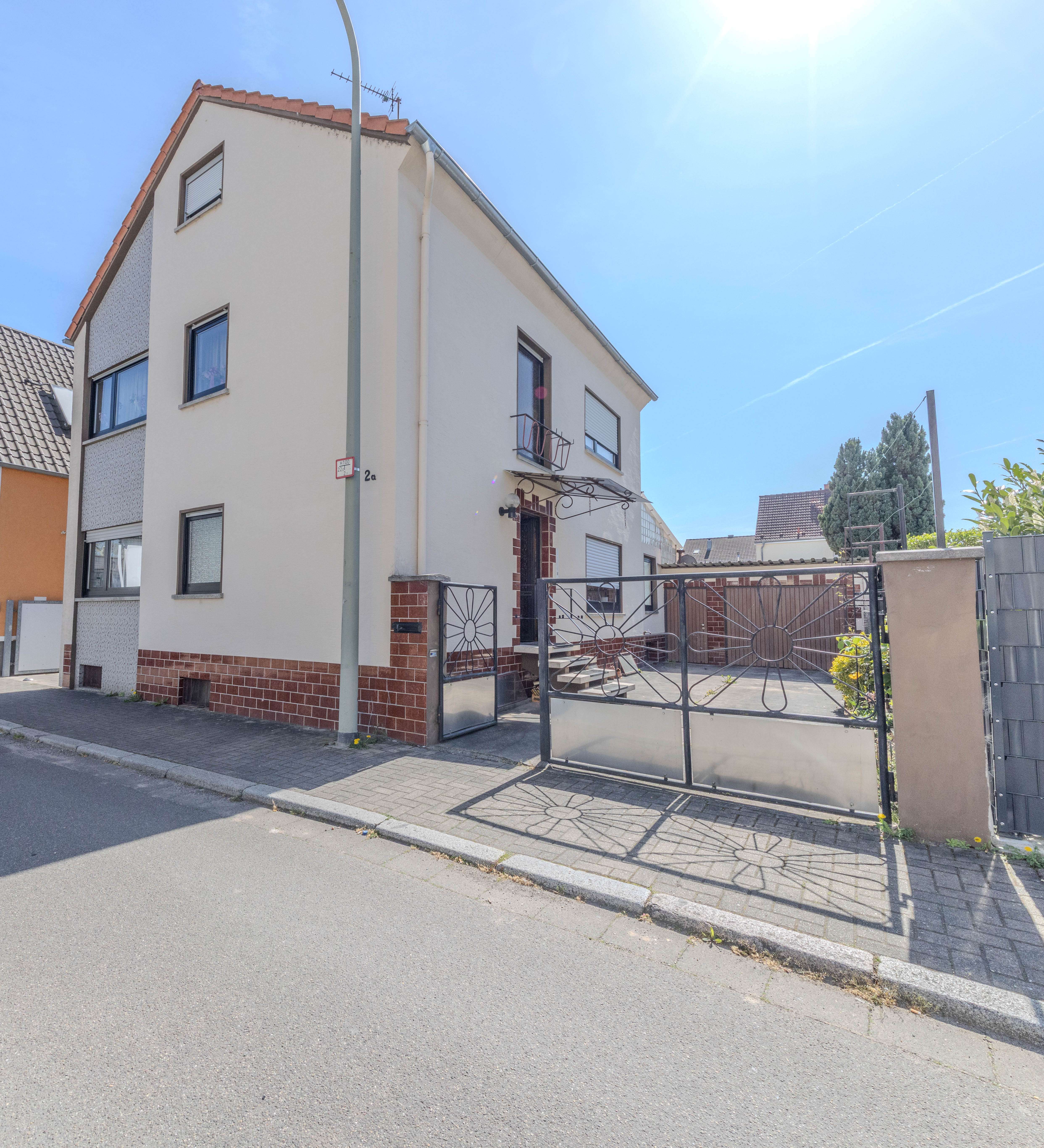 Thumbnail-Haus zum Kaufen in Altrip 300.000,00 € 116 m²