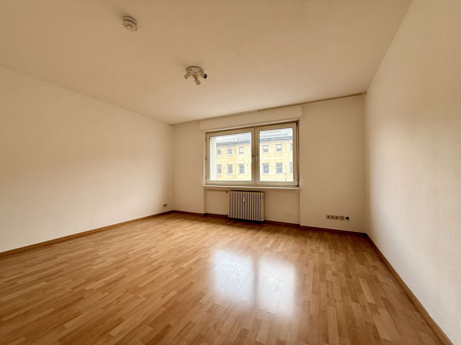 Thumbnail-Wohnung zum Mieten in Mannheim 1.000,00 € 100 m²