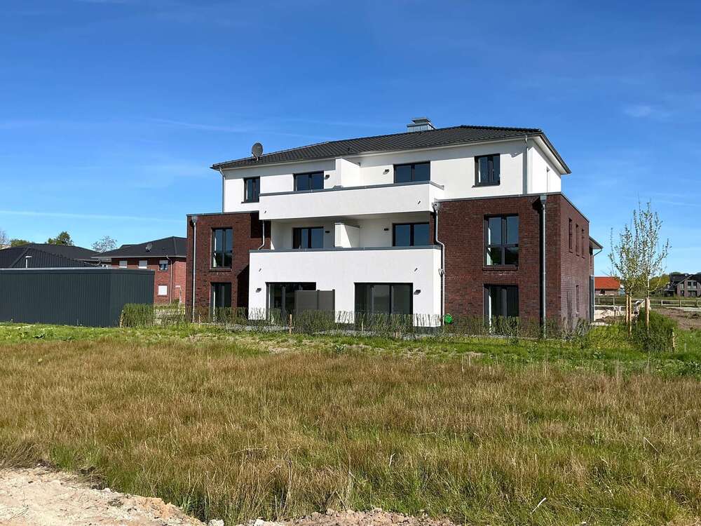 Thumbnail-Wohnung zum Mieten in Apen 895,00 € 92.88 m²