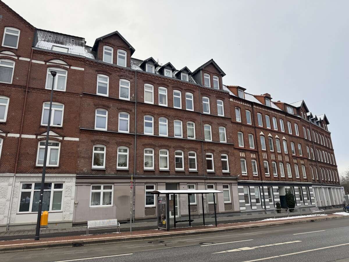 Thumbnail-Haus zum Kaufen in Kiel 995.000,00 € 642.58 m²