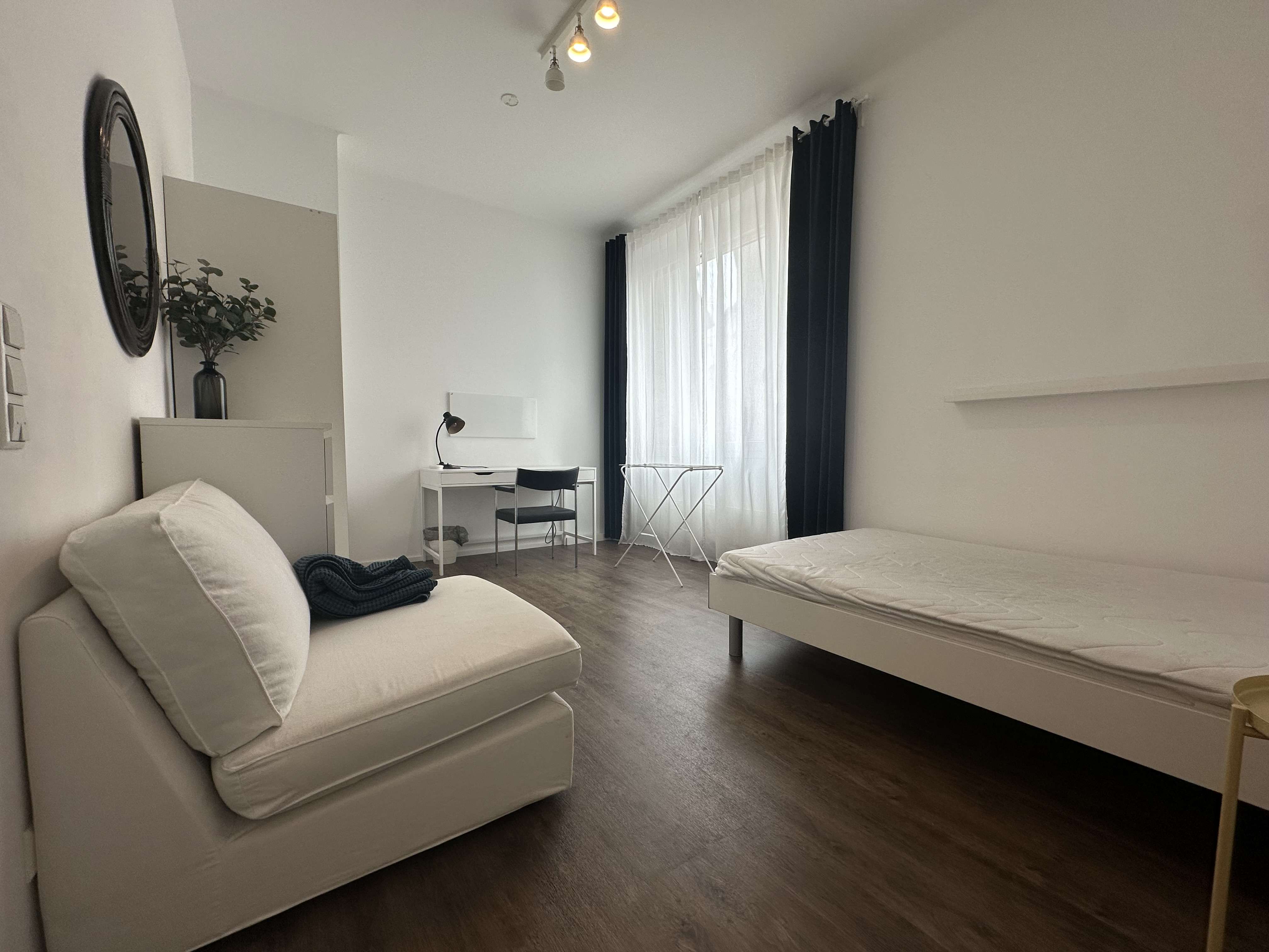 Thumbnail-Wohnung zum Mieten in Stuttgart 450,00 € 19.5 m²