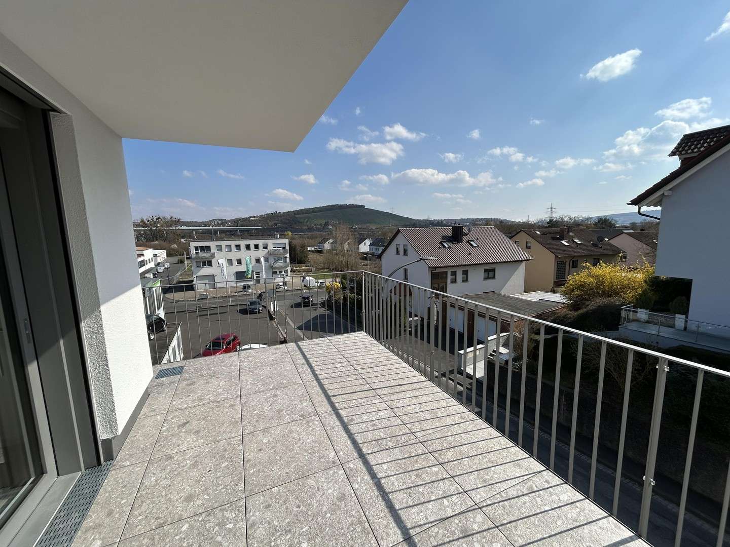 Thumbnail-Wohnung zum Mieten in Zell am Main 1.570,00 € 108 m²