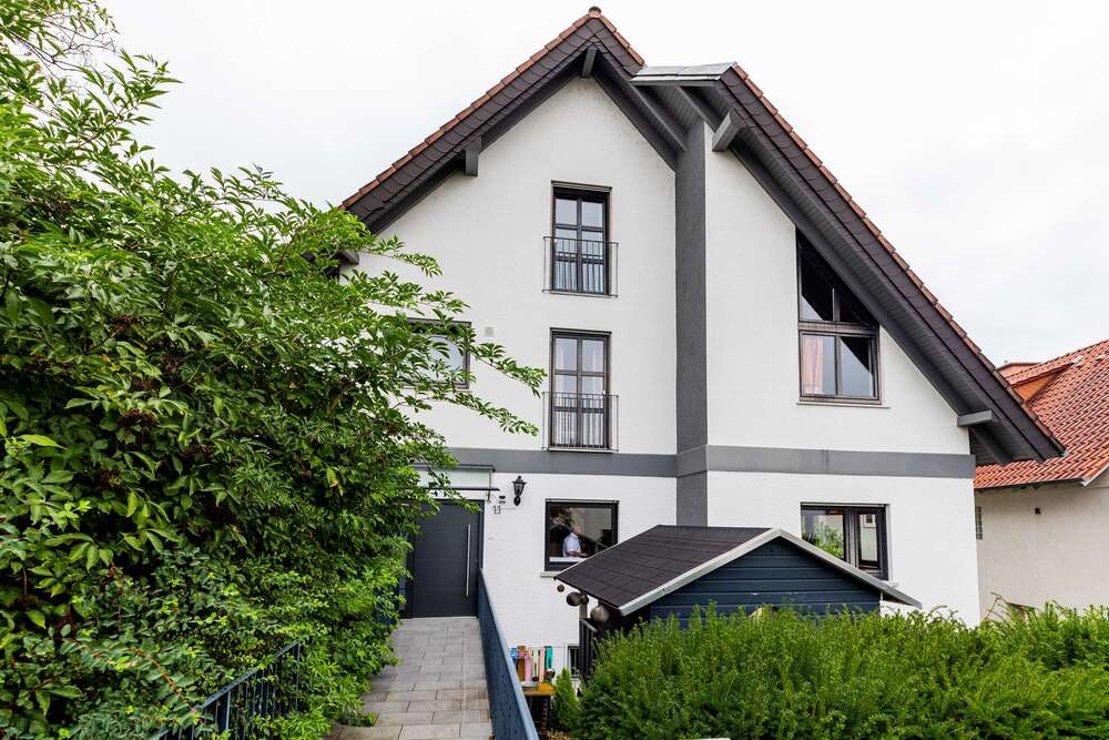 Thumbnail-Haus zum Kaufen in Bischofsheim 695.000,00 € 229 m²