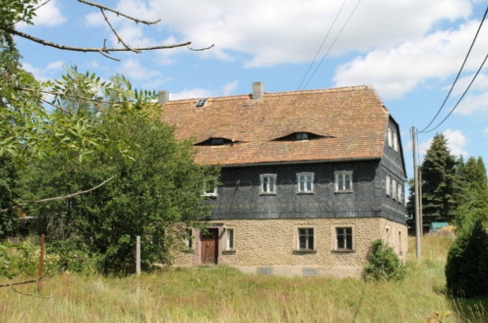 Thumbnail-Haus zum Mieten in Lauba 660,00 € 180 m²