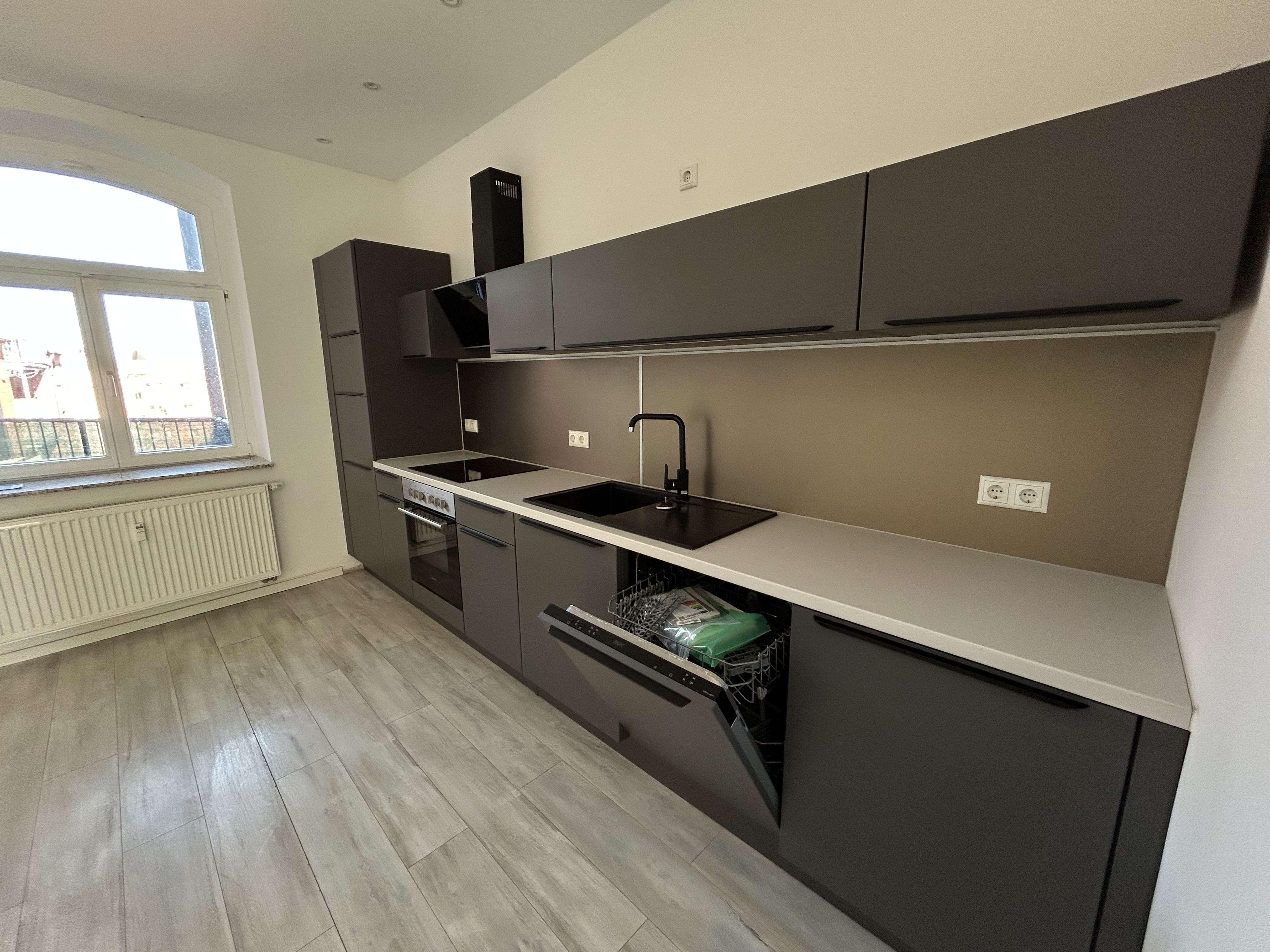 Thumbnail-Wohnung zum Mieten in Zwickau 630,00 € 97.02 m²