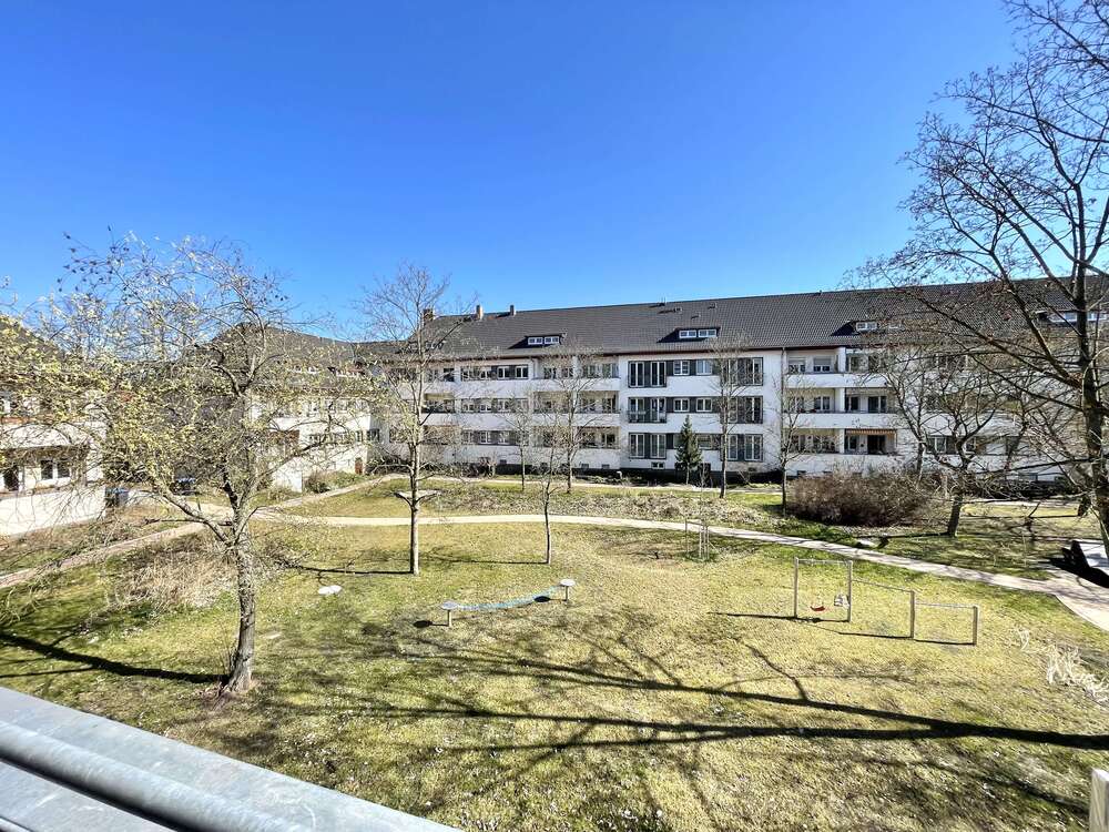 Thumbnail-Wohnung zum Mieten in Bitterfeld 457,80 € 61.04 m²