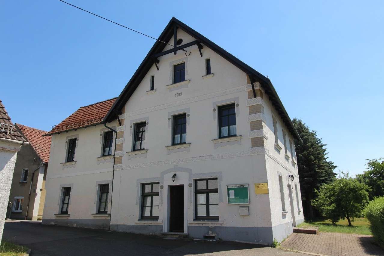 Thumbnail-Haus zum Kaufen in Nobitz 119.000,00 € 150 m²