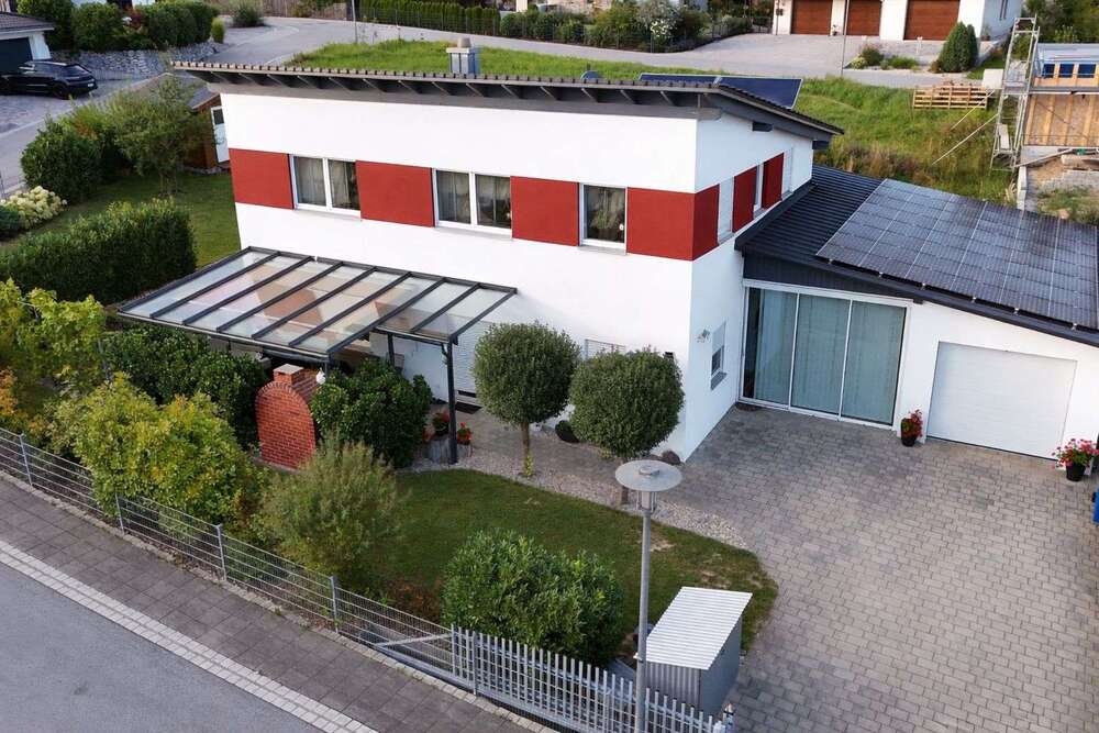 Thumbnail-Haus zum Mieten in Eggenfelden 1.900,00 € 179 m²