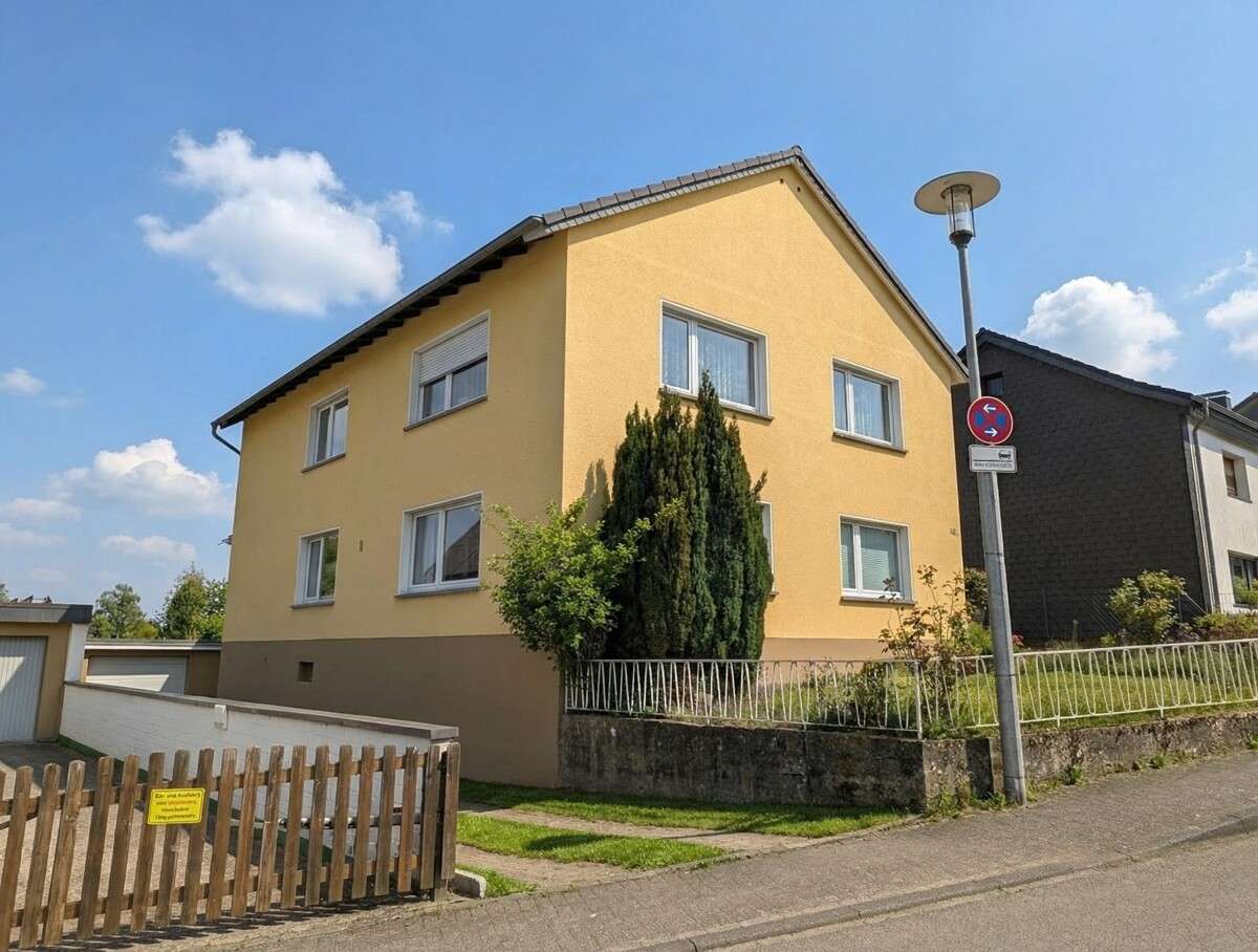 Thumbnail-Haus zum Kaufen in Bergisch Gladbach 435.000,00 € 196 m²