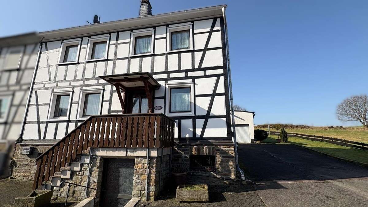 Thumbnail-Haus zum Kaufen in Lindlar 275.000,00 € 135 m²