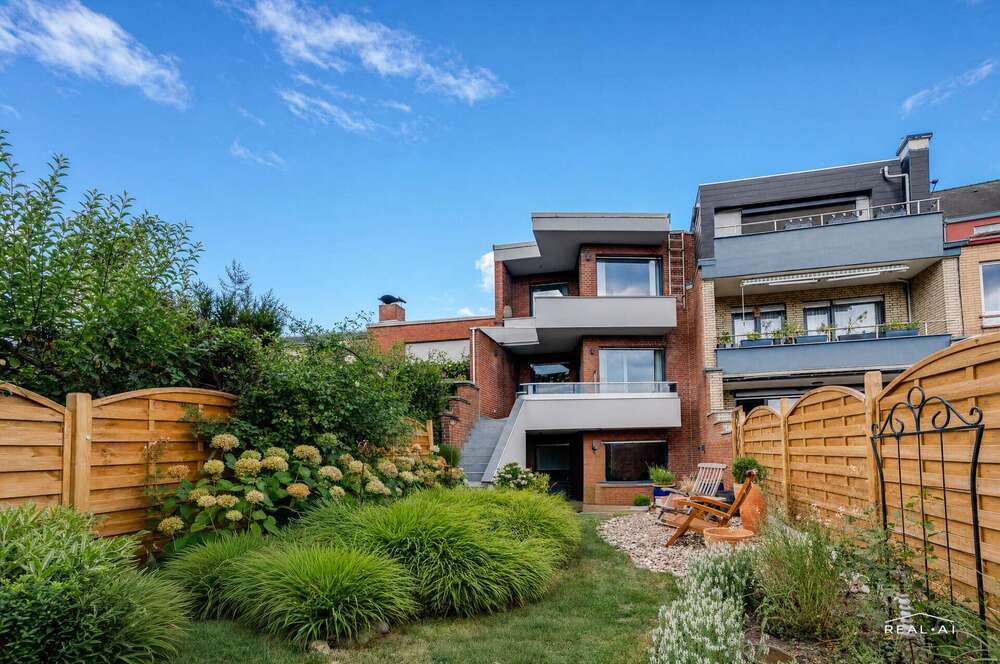 Thumbnail-Haus zum Kaufen in Köln 590.000,00 € 155 m²