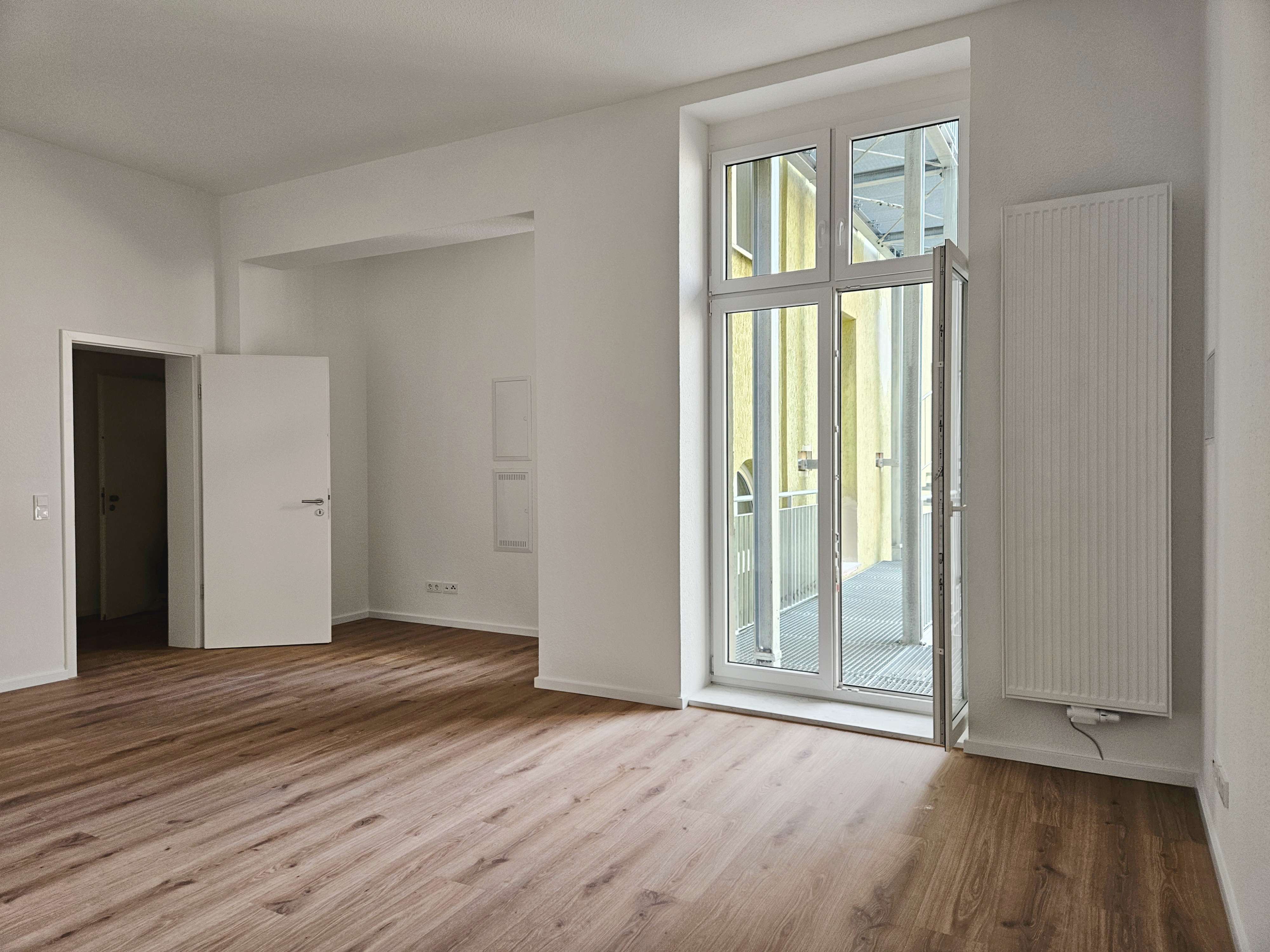 Thumbnail-Wohnung zum Mieten in Halle 350,00 € 41 m²