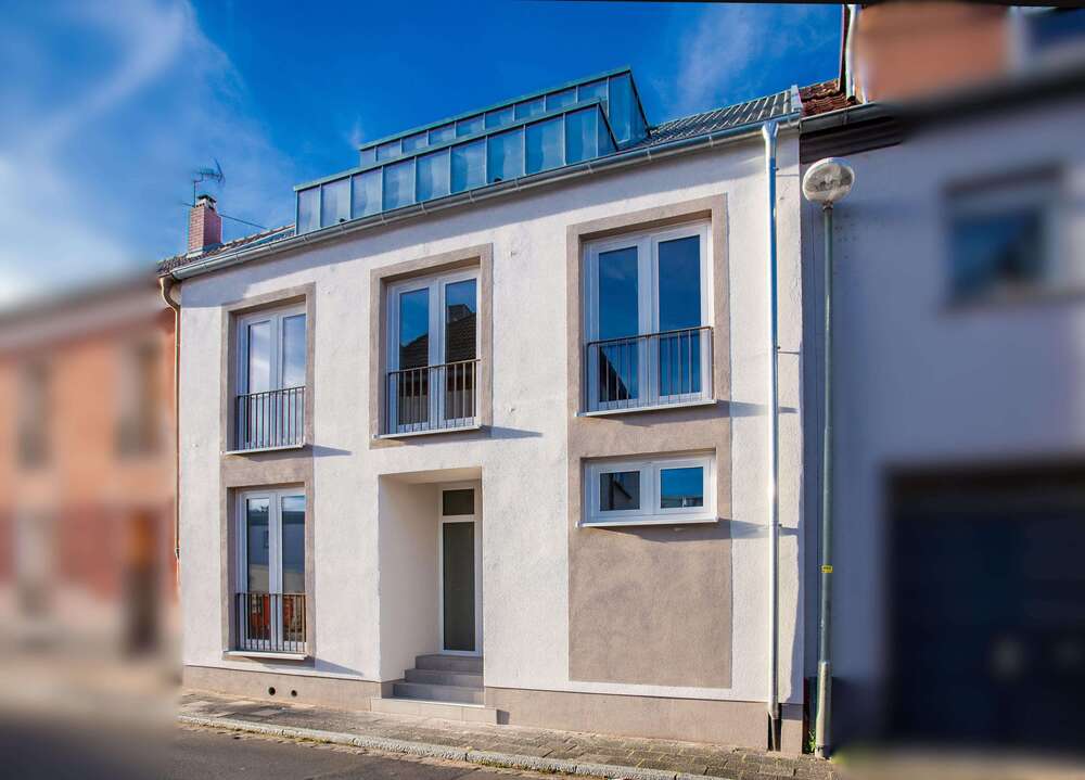 Thumbnail-Haus zum Kaufen in Kaiserslautern 649.000,00 € 187.77 m²