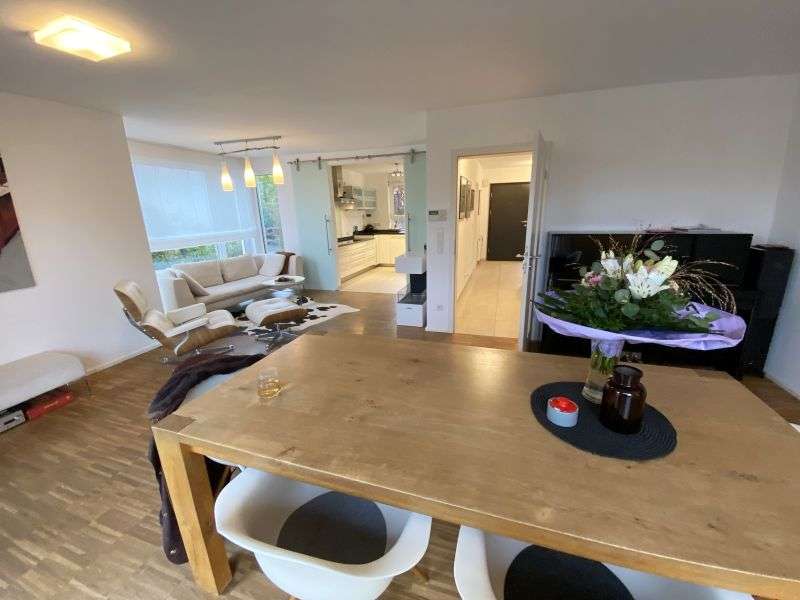 Thumbnail-Haus zum Mieten in Eltville 3.200,00 € 170 m²