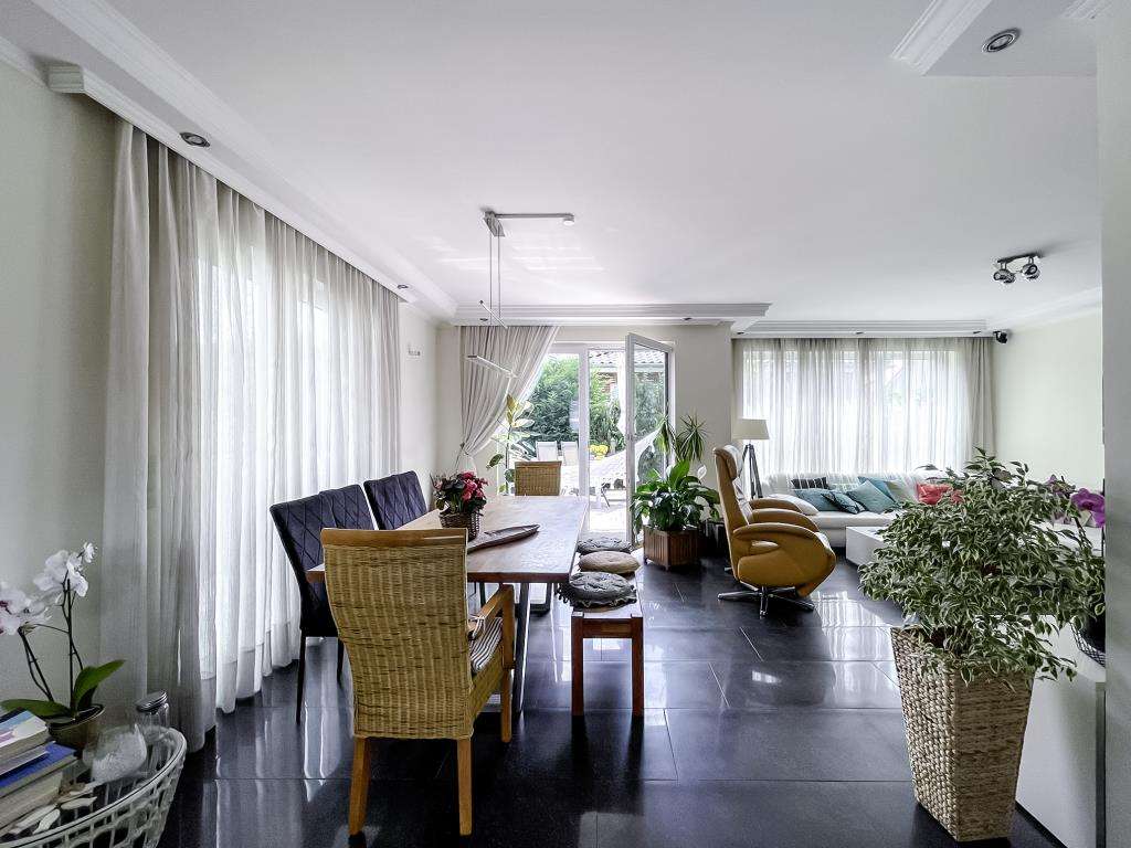 Thumbnail-Haus zum Kaufen in Usingen 639.000,00 € 146 m²