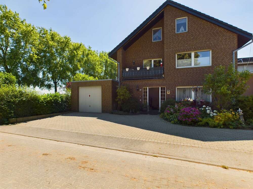 Thumbnail-Haus zum Kaufen in Willich Anrath 1.349.000,00 € 625 m²