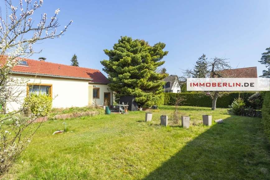 Thumbnail-Grundstück zu verkaufen in Berlin 350.000,00 € 532 m²