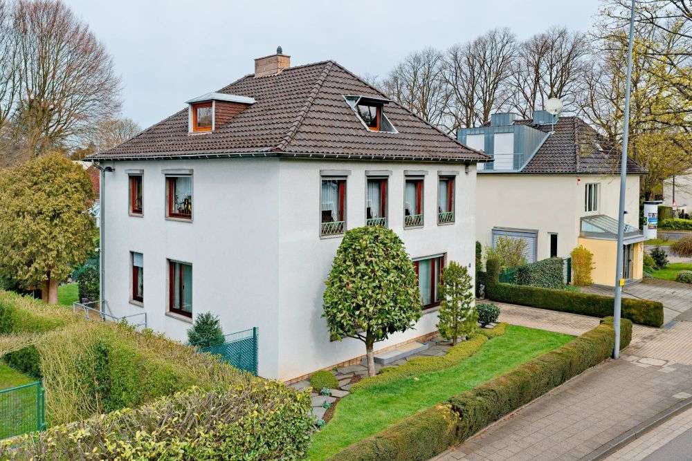 Thumbnail-Haus zum Kaufen in Aachen 995.000,00 € 215 m²