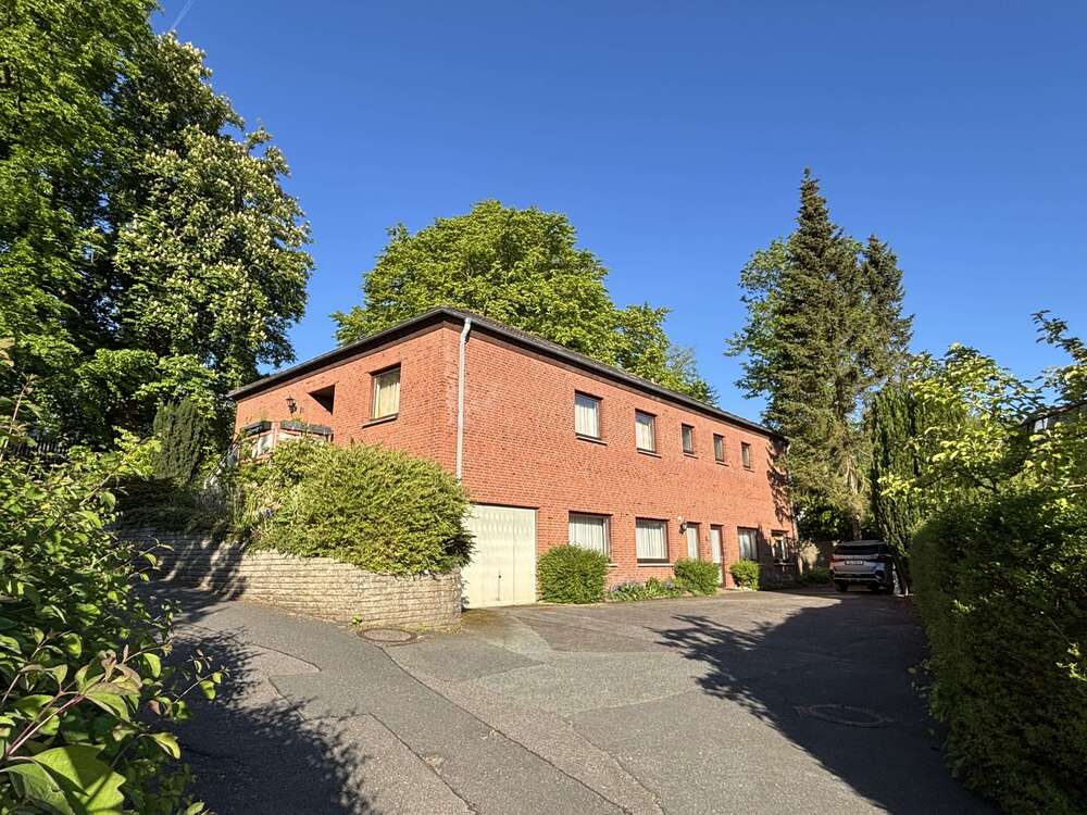 Thumbnail-Haus zum Mieten in Glücksburg 3.250,00 € 295 m²