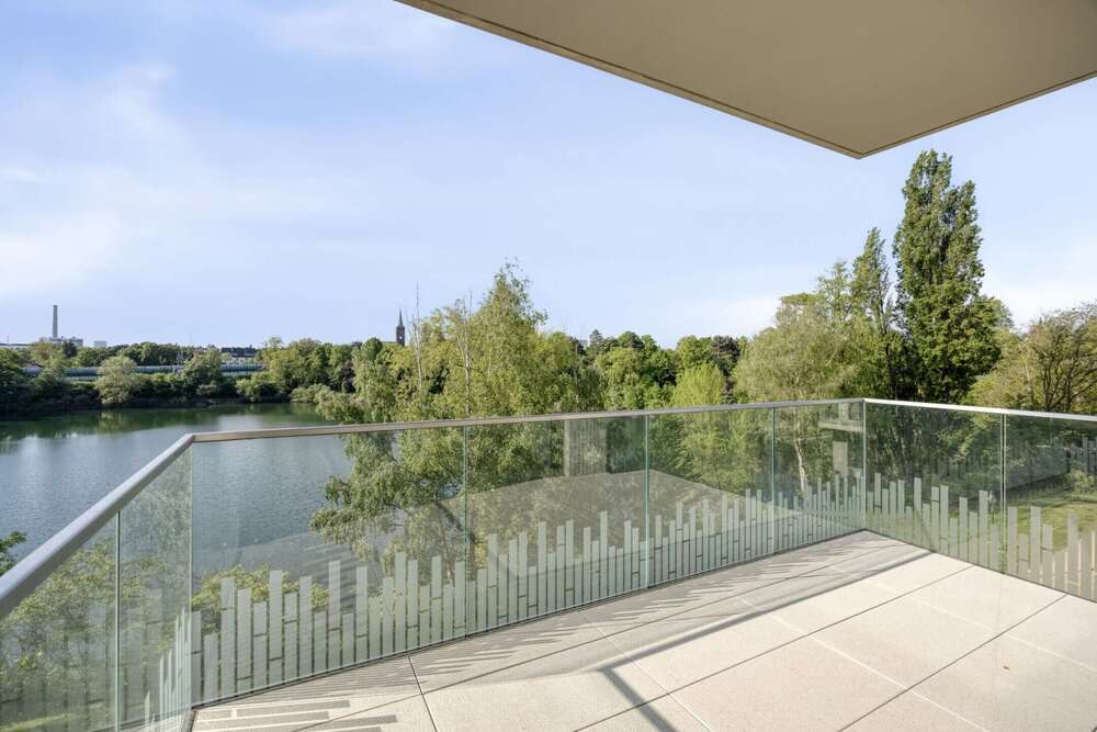 Thumbnail-Wohnung zum Mieten in Düsseldorf-Heerdt 2.754,00 € 102 m²