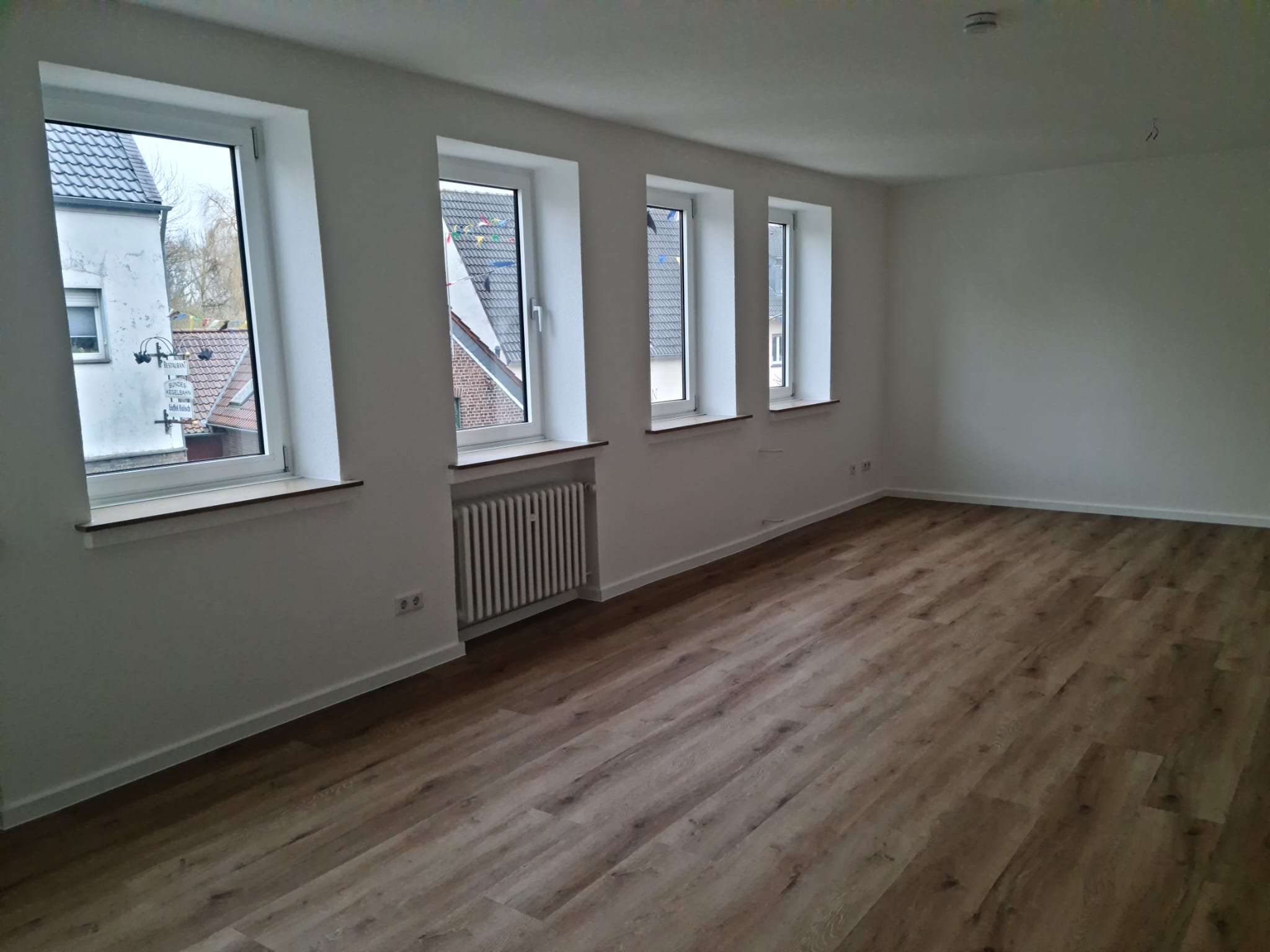 Thumbnail-Wohnung zum Mieten in Köln 1.200,00 € 102 m²
