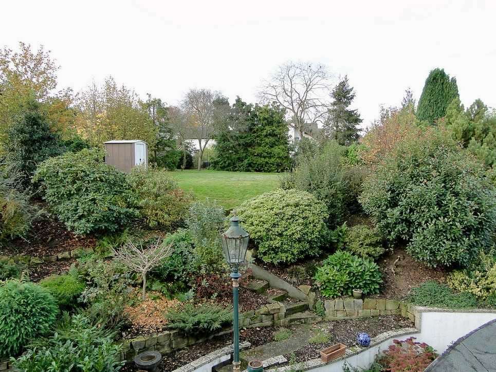 Thumbnail-Haus zum Kaufen in Dormagen 660.000,00 € 247.43 m²