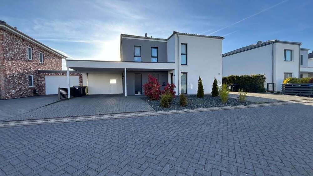 Thumbnail-Wohnung zum Kaufen in Wolfsburg 429.000,00 € 108 m²