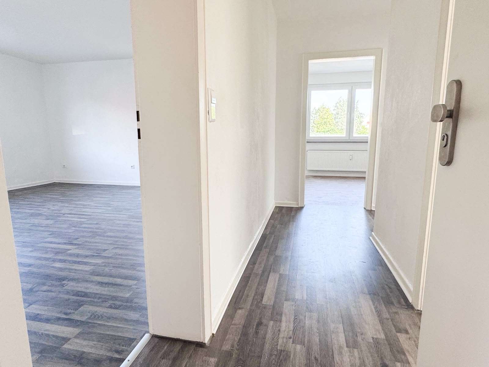 Thumbnail-Wohnung zum Mieten in Sehnde 849,00 € 75 m²