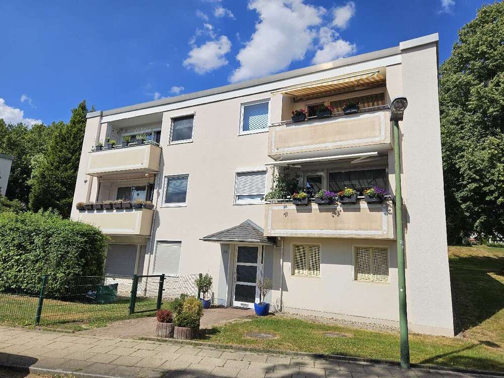 Thumbnail-Wohnung zum Kaufen in Essen 165.000,00 € 76 m²