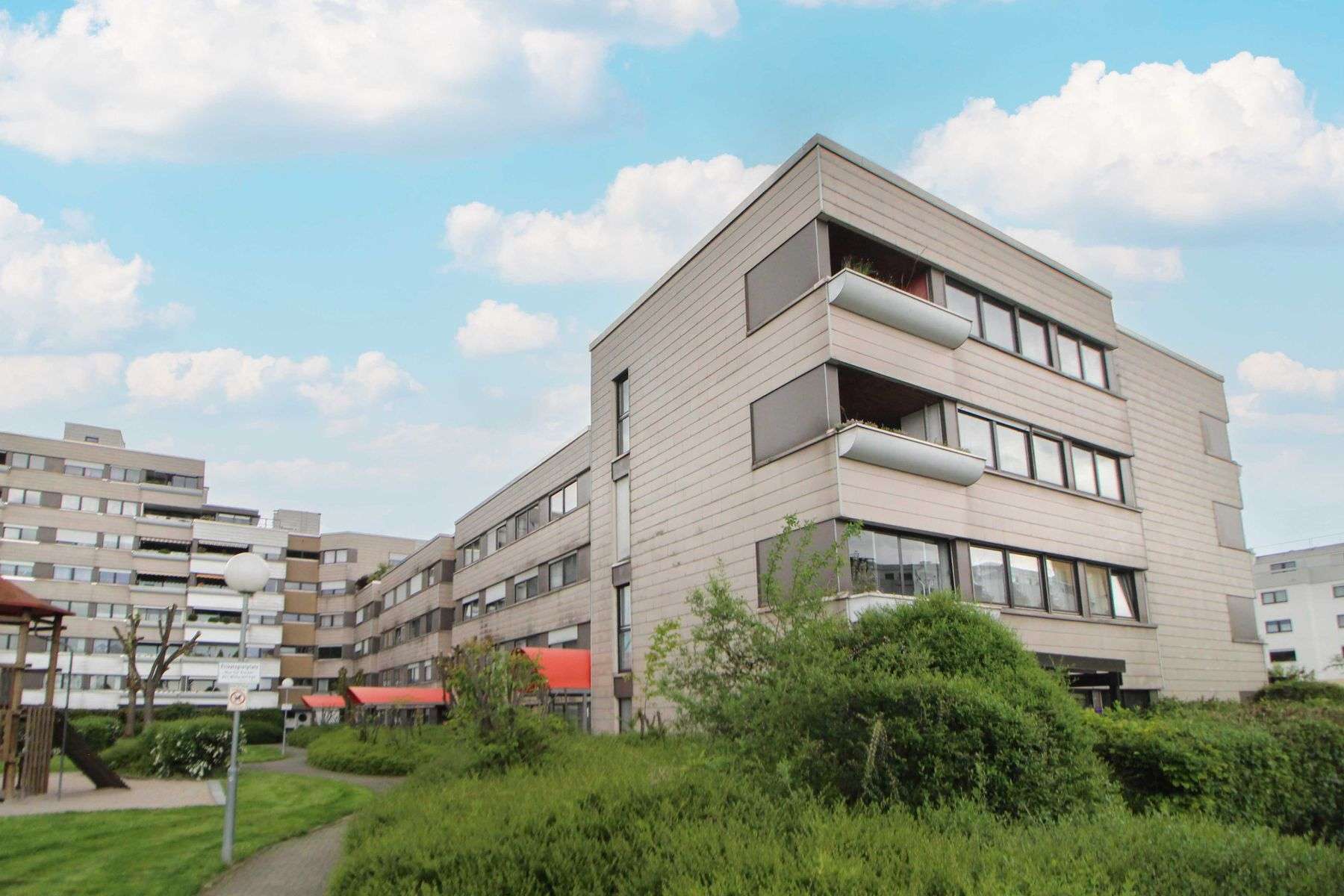 Thumbnail-Wohnung zum Kaufen in Tamm 165.000,00 € 62.54 m²