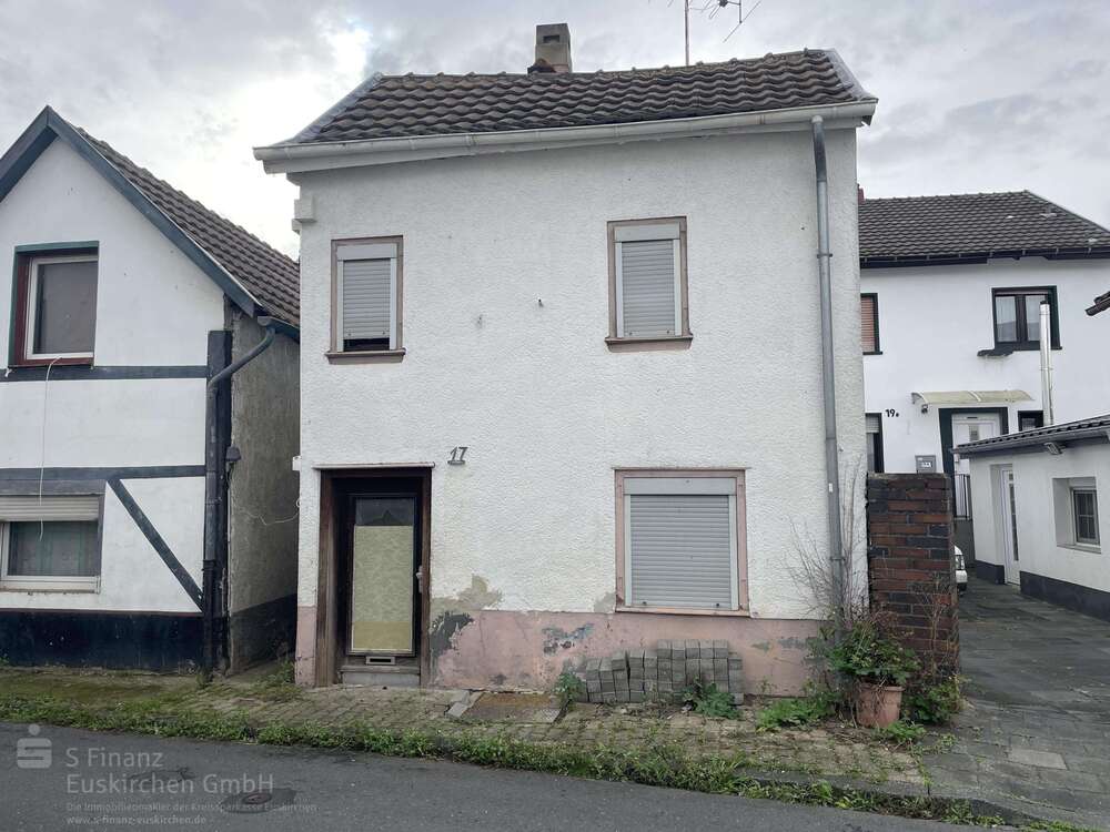 Thumbnail-Haus zum Kaufen in Euskirchen 10.000,00 € 1 m²