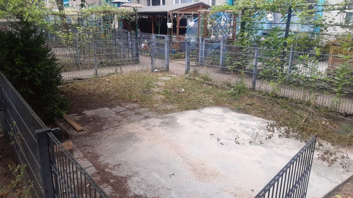 Thumbnail-Grundstück zum Mieten in Berlin 3.000,00 € 15 m²