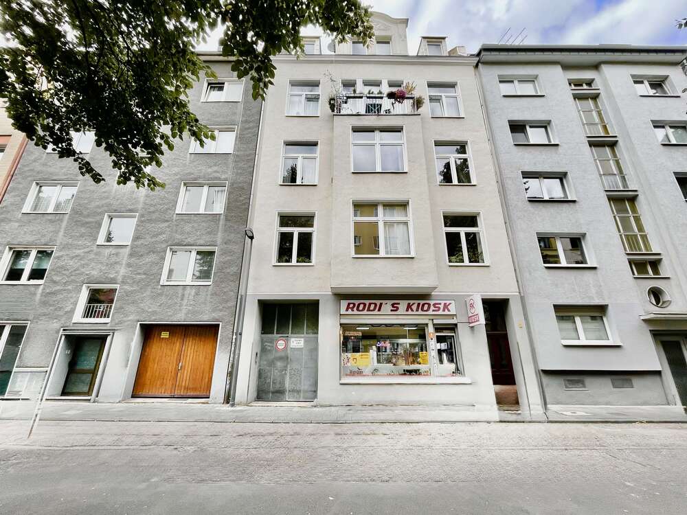 Thumbnail-Wohnung zum Kaufen in Köln 180.000,00 € 33 m²