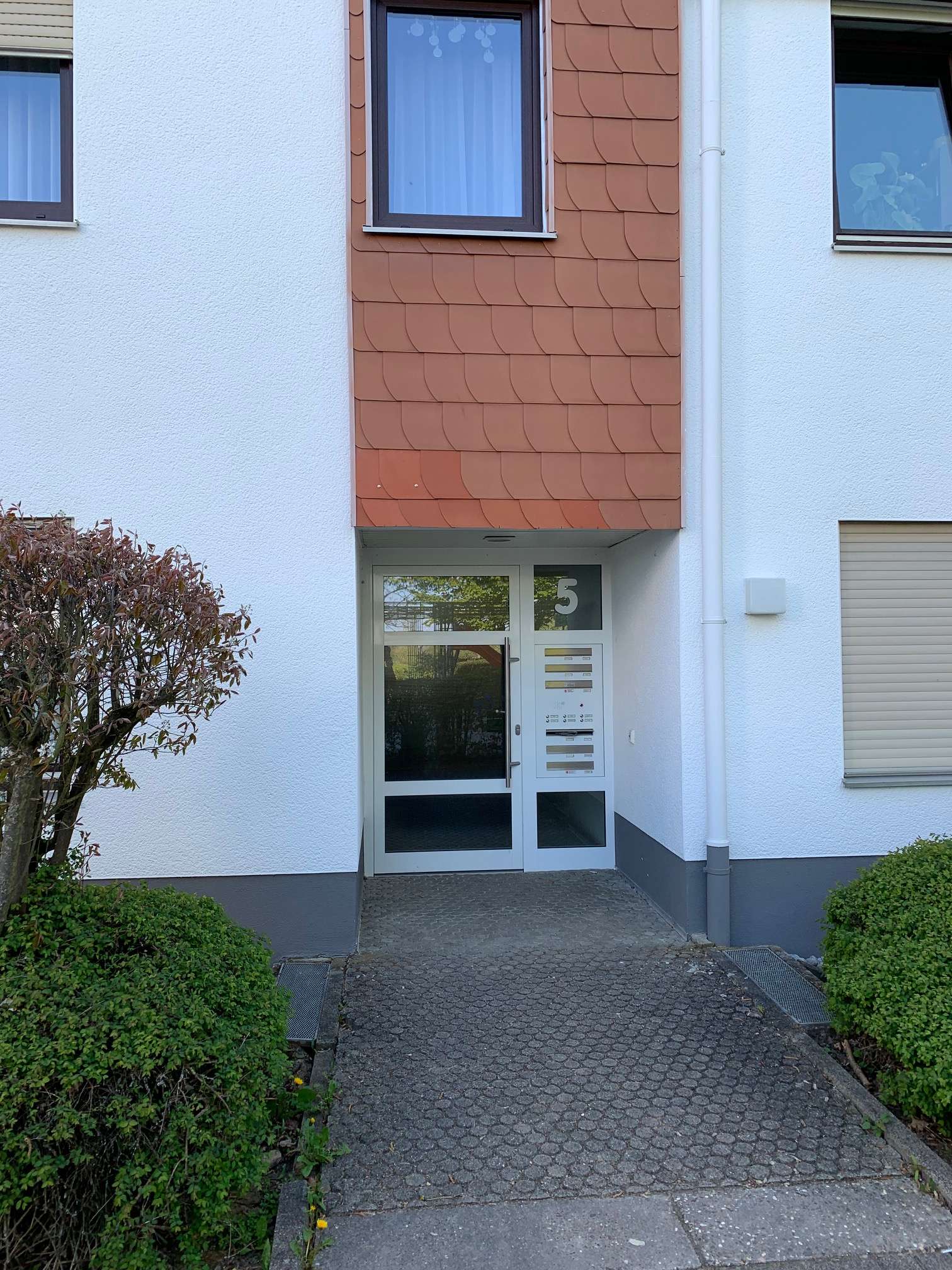Thumbnail-Wohnung zum Mieten in Liederbach am Taunus 1.000,00 € 73 m²