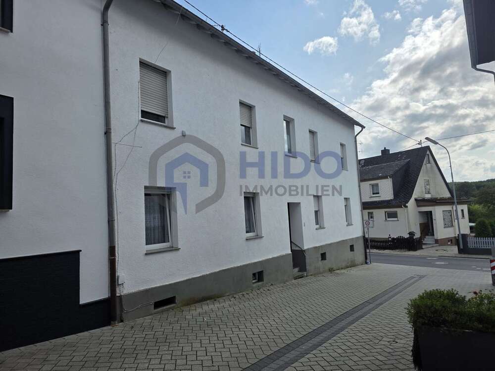 Thumbnail-Haus zum Kaufen in Wirges 445.000,00 € 390 m²