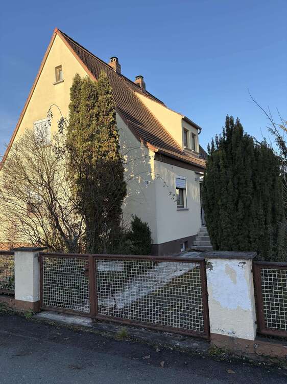 Thumbnail-Haus zum Kaufen in Hirschaid 250.000,00 € 135 m²