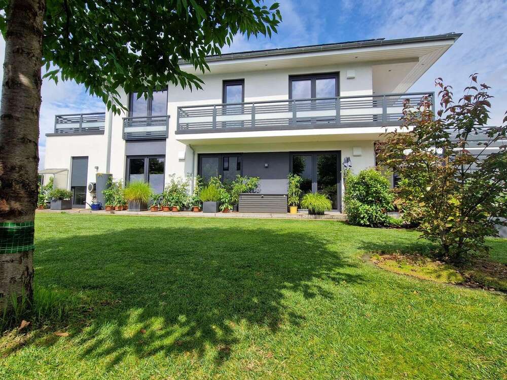 Thumbnail-Haus zum Kaufen in Schildow 1.650.000,00 € 300 m²