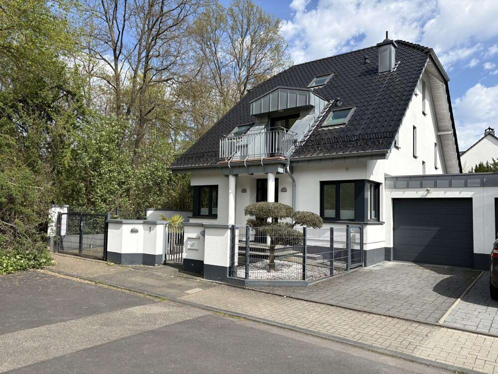 Thumbnail-Haus zum Kaufen in Köln 1.800.000,00 € 230 m²
