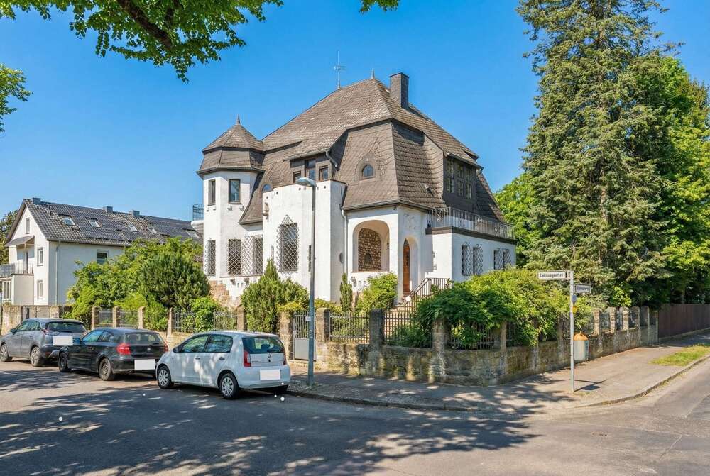 Thumbnail-Haus zum Kaufen in Hannover 998.000,00 € 255 m²
