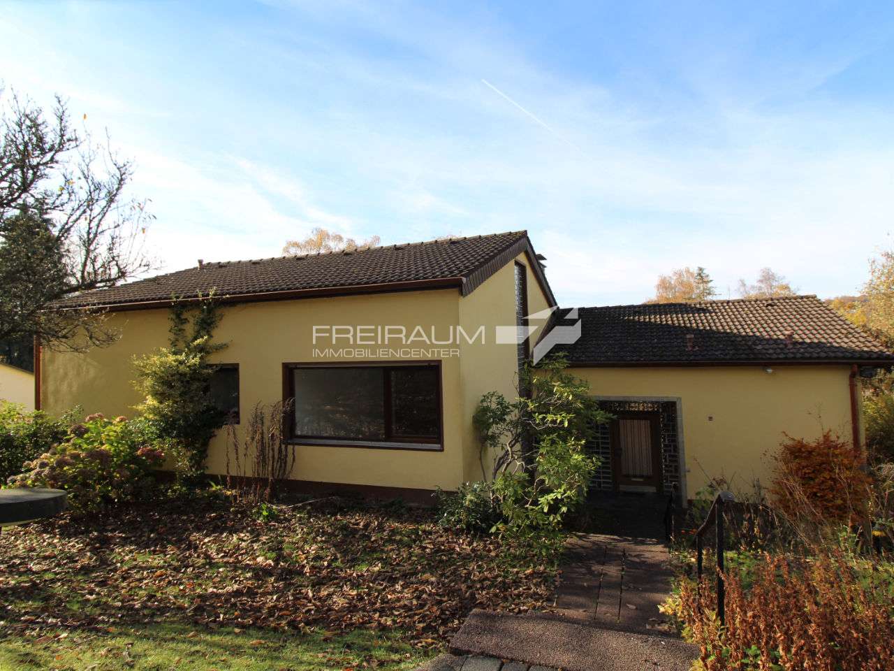 Thumbnail-Haus zum Kaufen in Betzdorf 285.000,00 € 195 m²