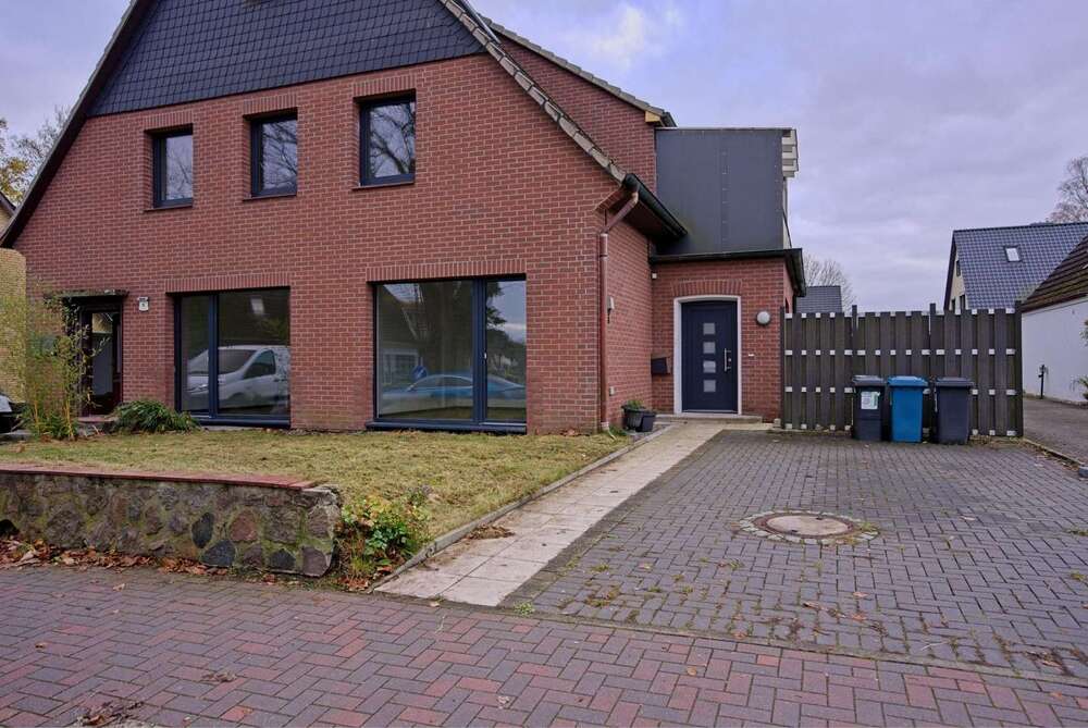 Thumbnail-Wohnung zum Mieten in Trittau 1.550,00 € 118 m²