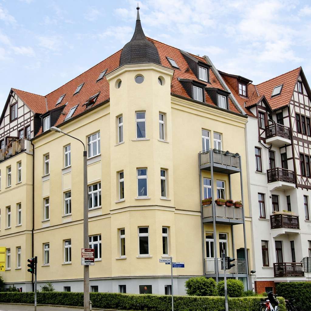 Thumbnail-Wohnung zum Kaufen in Halle Nord 159.000,00 € 74 m²