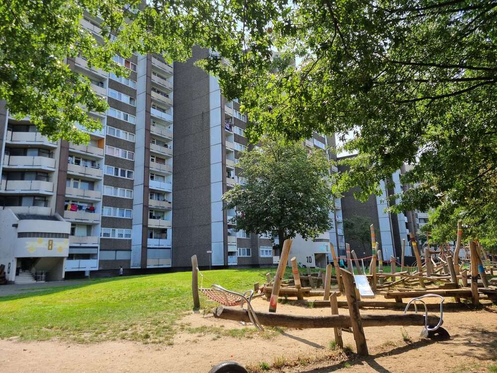 Thumbnail-Wohnung zum Kaufen in Köln 54.000,00 € 50.3 m²