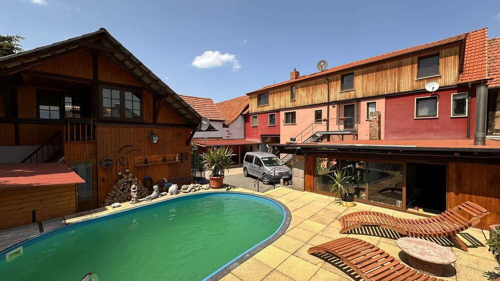 Thumbnail-Haus zum Kaufen in Erfurt 398.600,00 € 264 m²