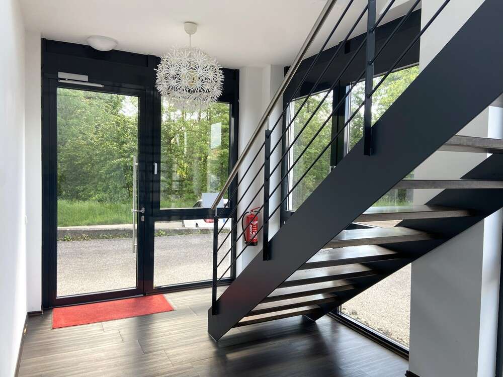 Thumbnail-Büro in Großbottwar 1.990,00 € 122.72 m²