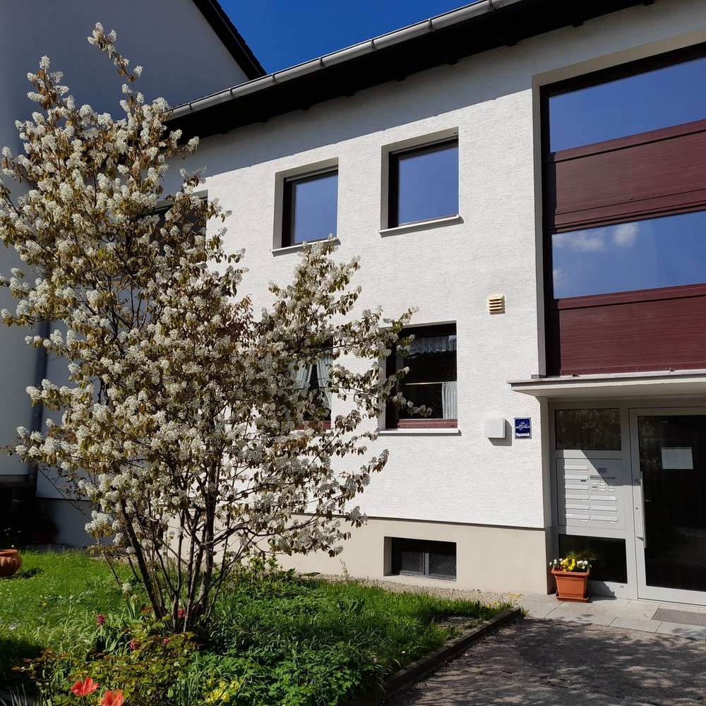 Thumbnail-Wohnung zum Kaufen in Bad Reichenhall 230.000,00 € 67 m²